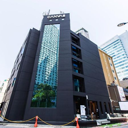 בוסאן Canvas Black Guesthouse מראה חיצוני תמונה